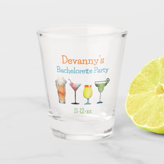 パーソナライズされたバチェロレッテ名の日付 ショットグラス (正面)
