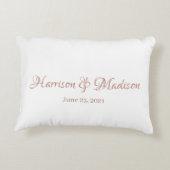 パーソナライズされたバラカスタムカップル名結婚日 アクセントクッション (裏面)