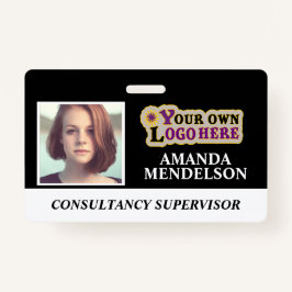 パーソナライズされたバーコード、ロゴ、写真を含むIDラベル バッジ