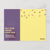 -パーソナライズされたピンクとバイオレットのカップケーキ誕生日 ポストカード (裏面)