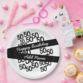 パーソナライズされたファンキー白黒50誕生日 ペーパープレート (パーティー)