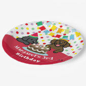パーソナライズされたブラック&チョコレートラボ誕生日 ペーパープレート (アングル)
