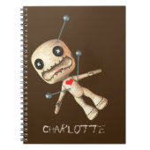 パーソナライズされたブードゥー人形とピン ノートブック (正面)