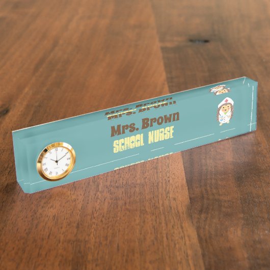 パーソナライズされたヘッジホッグ学校ナース机のネームプレート デスクネームプレート (側面)