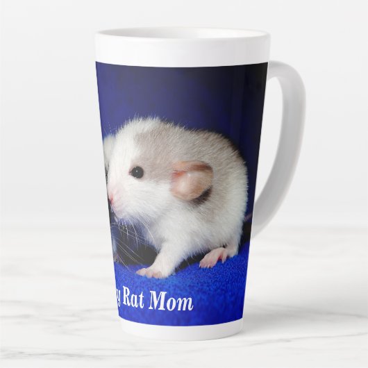 パーソナライズされたベビーファンシーペットラットアップ カフェラテマグ (右アングル)