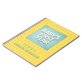 パーソナライズされたベビー初年度 ノートブック (左側)