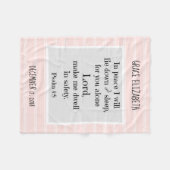 パーソナライズされたベビー、w夜間祈りの言葉（詩篇4章8節） フリースブランケット (正面(横))