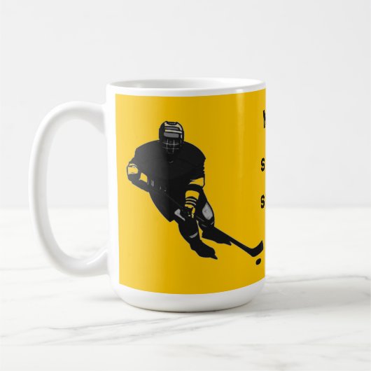 パーソナライズされたホッケー選手のギフトアイディア コーヒーマグカップ (左)