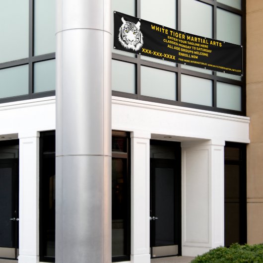 パーソナライズされたホワイトタイガー武術アーカスタマイズツ 横断幕 (ビルの外側)