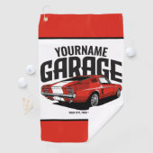 パーソナライズされたマッスルカー1967レッドファストバックガレージ ゴルフタオル (インサイチュ)