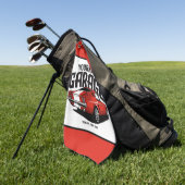 パーソナライズされたマッスルカー1967レッドファストバックガレージ ゴルフタオル (グリーン)