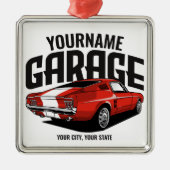 パーソナライズされたマッスルカー1967レッドファストバックガレージ メタルオーナメント (正面)