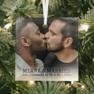 パーソナライズされたメリーと結婚したクリスマス ガラスオーナメント