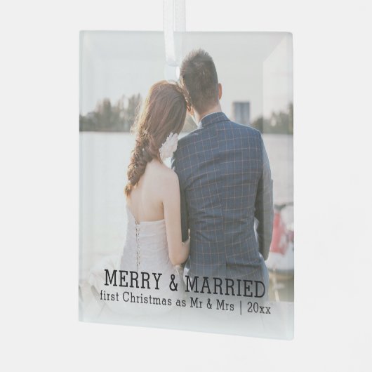 パーソナライズされたメリーと結婚したクリスマス ガラスオーナメント (正面左)