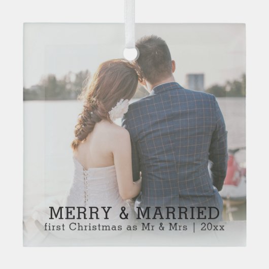 パーソナライズされたメリーと結婚したクリスマス ガラスオーナメント (正面)