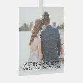 パーソナライズされたメリーと結婚したクリスマス ガラスオーナメント (正面右)