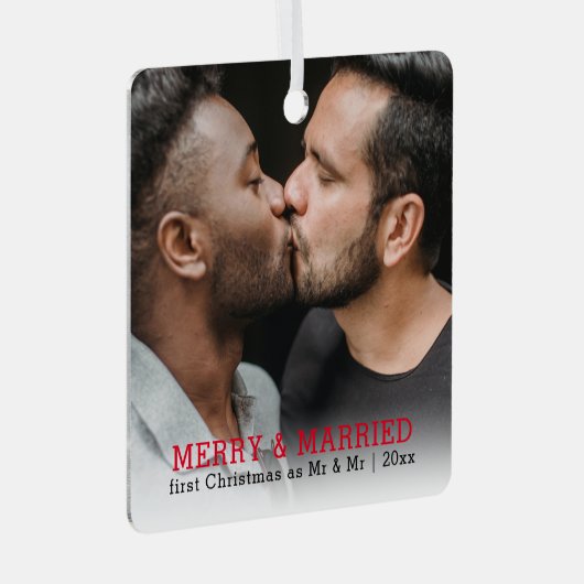 パーソナライズされたメリーと結婚したクリスマス メタルオーナメント (正面右)