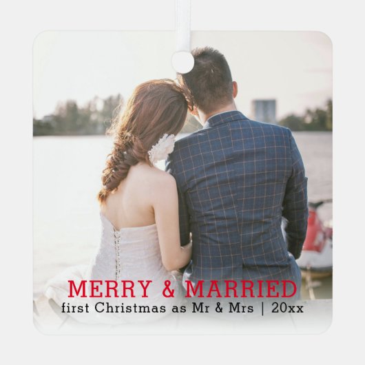 パーソナライズされたメリーと結婚したクリスマス メタルオーナメント (裏面)