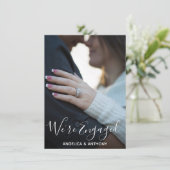 パーソナライズされたモダン婚約パーティ |写真 招待状 (スタンド正面)