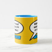 パーソナライズされたユーモアの名言 コミックブックのスピーチバブル ツートーンマグカップ (中央)