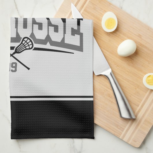 パーソナライズされたラクロスプレイヤー名の追加チーム番号 キッチンタオル (四つ折り)