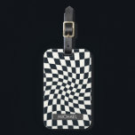 パーソナライズされたレトロの歪み白黒チェック ラゲッジタグ<br><div class="desc">レトロの歪みチェックのチェッカー盤のデザイン（白黒の組み合わせ）。レトロチェッカーボード2070年サイケデリックスタイルモダンデザインホームデコール、ドームルーム、オフィスと学校の製品とレトロなワープ市松模様にギフト。</div>