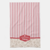 パーソナライズされたレトロピンクストライプベーカリーキッチントウ キッチンタオル (縦)