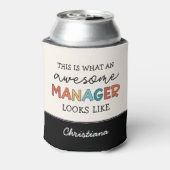パーソナライズされたレトロ素晴らしマネージャおもしろい 缶クーラー (缶裏面)