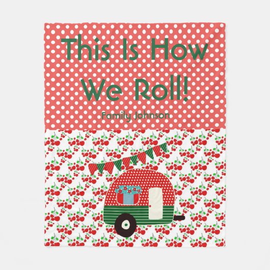 パーソナライズされたヴィンテージキャンパーブランケット – どのように転が私たち フリースブランケット (正面)