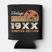 パーソナライズされたヴィンテージレトロ誕生日 缶クーラー (裏面)