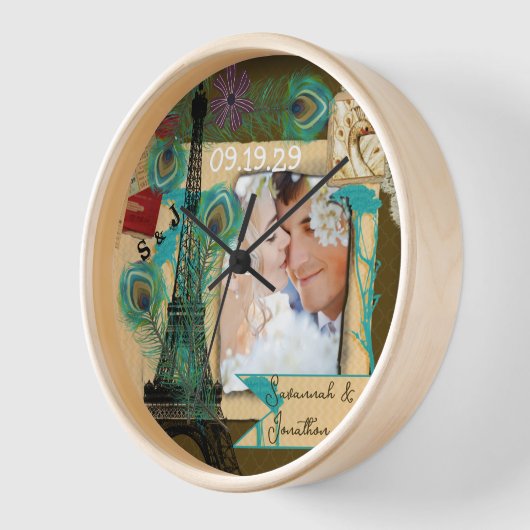 パーソナライズされたヴィンテージ写真のコラージュ 壁時計 (傾斜)