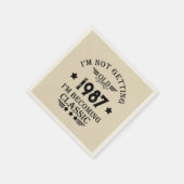 パーソナライズされたヴィンテージ誕生会 スタンダードカクテルナプキン (角)