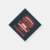 パーソナライズされたヴィンテージ誕生会 スタンダードカクテルナプキン (角)