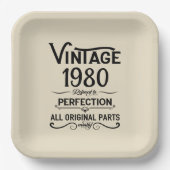 パーソナライズされたヴィンテージ誕生日プレゼント黒 ペーパープレート (正面)