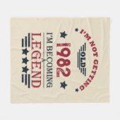 パーソナライズされたヴィンテージ誕生日プレゼント フリースブランケット (正面(横))