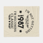 パーソナライズされたヴィンテージ誕生日プレゼント フリースブランケット (正面(横))