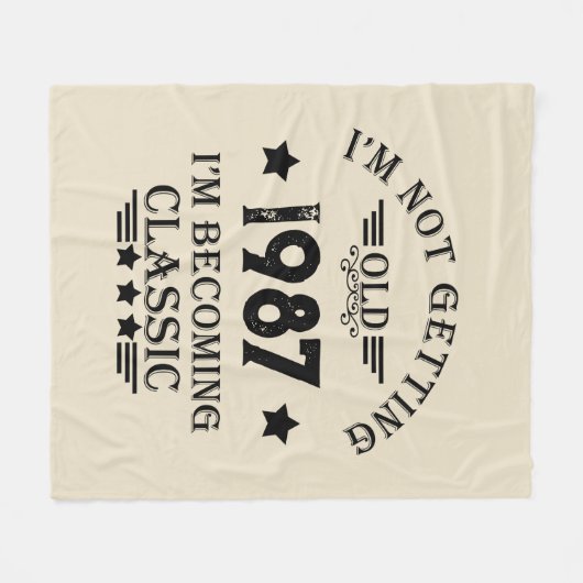 パーソナライズされたヴィンテージ誕生日プレゼント フリースブランケット (正面(横))