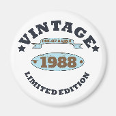 パーソナライズされたヴィンテージ誕生日プレゼント マグネット (正面)