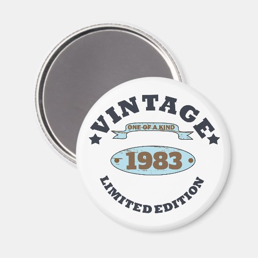 パーソナライズされたヴィンテージ誕生日プレゼント マグネット (正面/裏面)