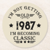 パーソナライズされたヴィンテージ誕生日プレゼント ラウンドペーパーコースター (正面)