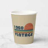 パーソナライズされたヴィンテージ誕生日プレゼント 紙コップ (正面)