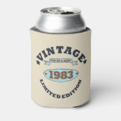 パーソナライズされたヴィンテージ誕生日プレゼント 缶クーラー (缶裏面)