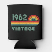 パーソナライズされたヴィンテージ誕生日プレゼント 缶クーラー (裏面)