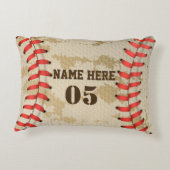 パーソナライズされたヴィンテージ野球名番号レトロ アクセントクッション (裏面)