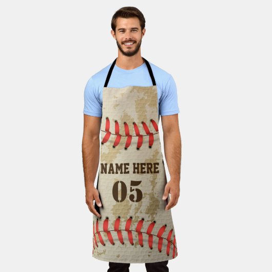 パーソナライズされたヴィンテージ野球名番号レトロ エプロン (着用した状態)