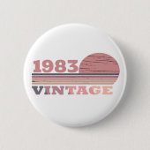 パーソナライズされたヴィンテージ40歳の誕生日プレゼント 缶バッジ (正面)