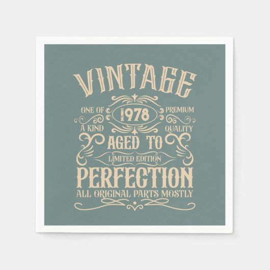 パーソナライズされたヴィンテージ45歳の誕生日ウイスキーパーティー スタンダードカクテルナプキン (正面)