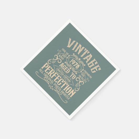 パーソナライズされたヴィンテージ45歳の誕生日ウイスキーパーティー スタンダードカクテルナプキン (角)