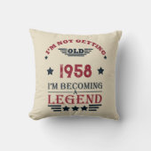 パーソナライズされたヴィンテージ65歳の誕生日プレゼント クッション (正面)