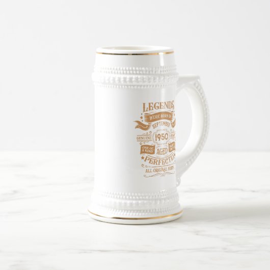 パーソナライズされたヴィンテージ75歳の誕生日ウイスキーのテーマ ビールジョッキ (正面右)
